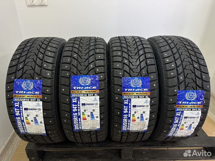 Tri Ace Snow White II 205/55 R16 94T