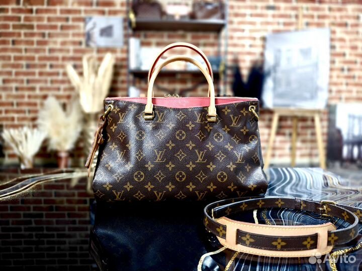 Сумка Louis Vuitton