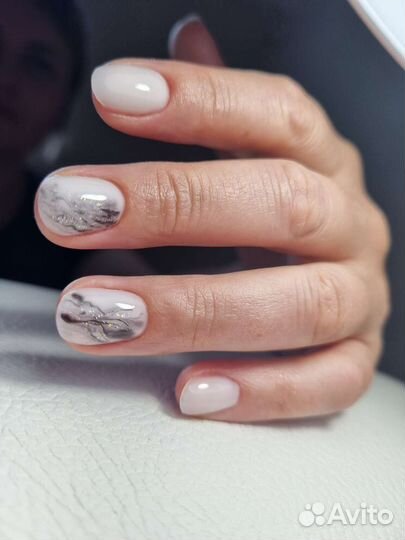 Маникюр педикюр