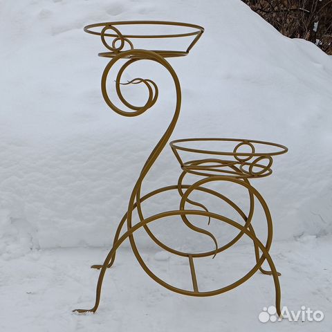 Цветочница металлическая