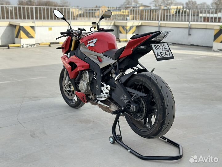 BMW S1000R