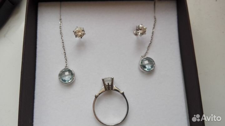 Серьги из белого золота