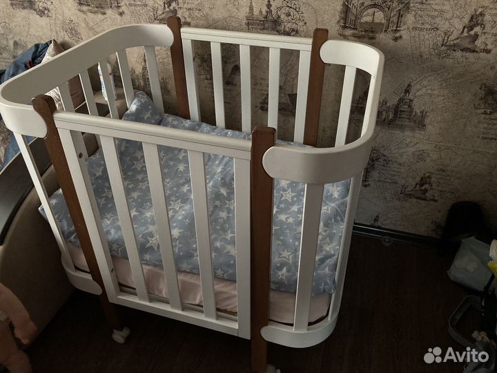 Детская кроватка с маятником mommy lux