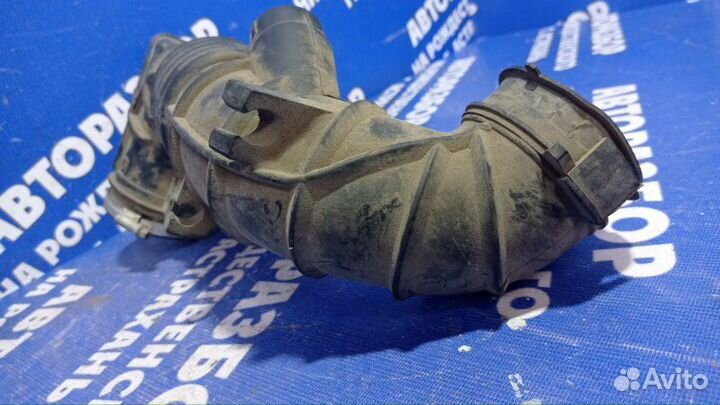 Гофра воздушного фильтра Toyota Avensis седан