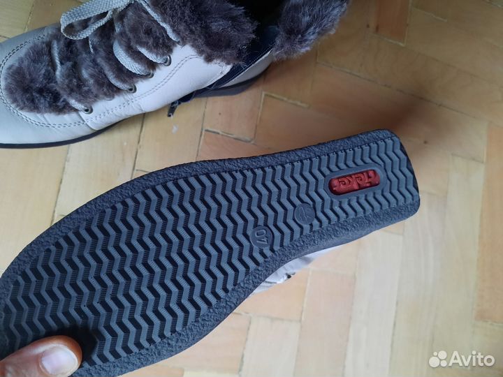 Ботинки женские зимние 40 размер новые