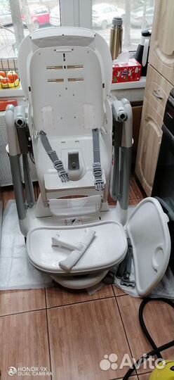 Стульчик для кормления peg perego с качелями