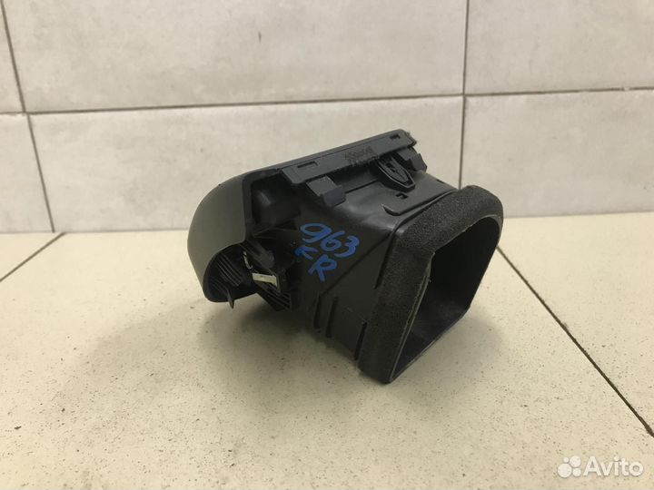 Дефлектор воздушный Solaris 2010-2017