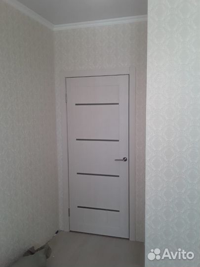 Установка межкомнатных дверей