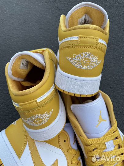 Air Jordan 1 Low Pollen