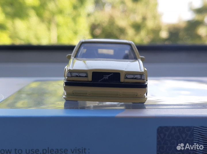 Hot Wheels Premium Volvo 850 Estate