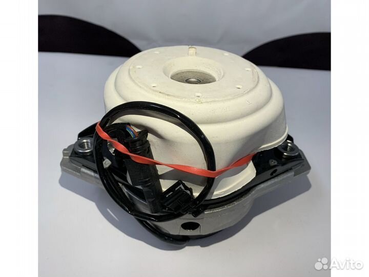 Опора двигателя правая Mercedes A1662406917