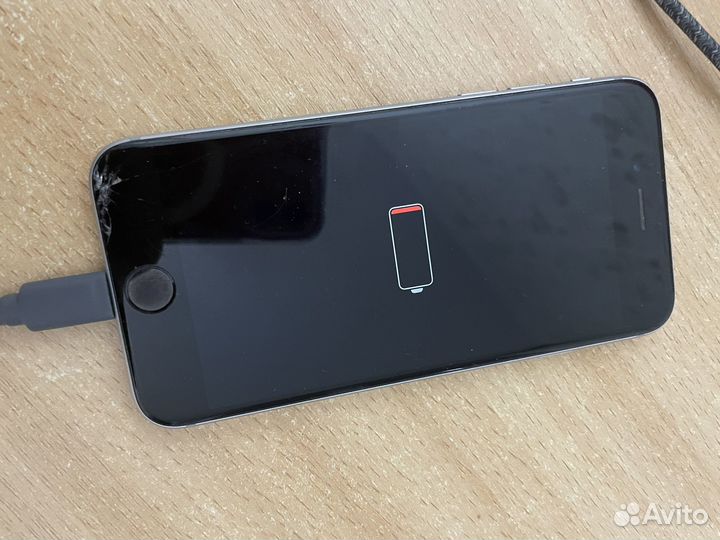 iPhone 6S, 32 ГБ