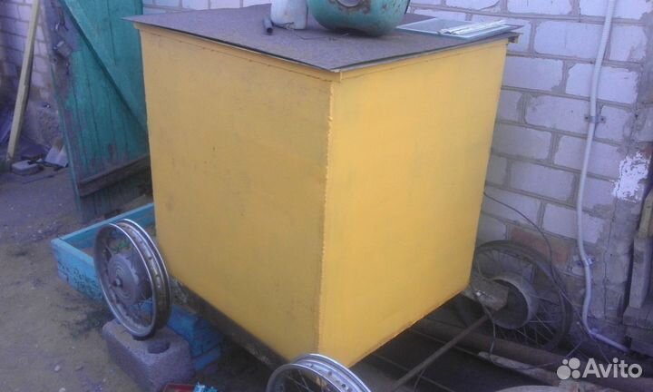 Мусорный бак