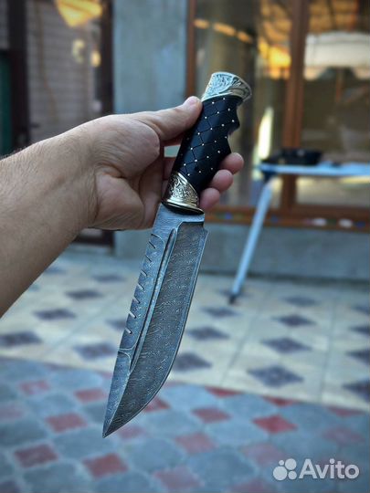 Нож Дамаск