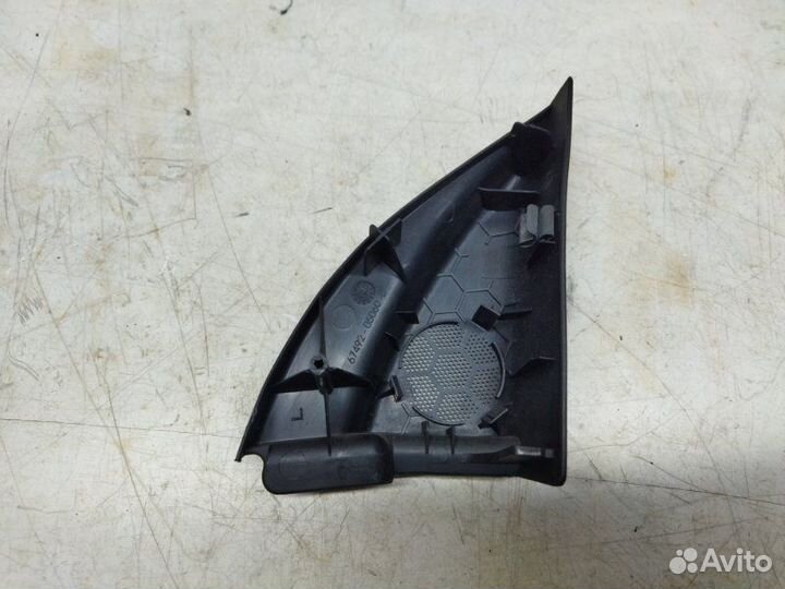 Крышка зеркала внутренняя передняя левая Toyota