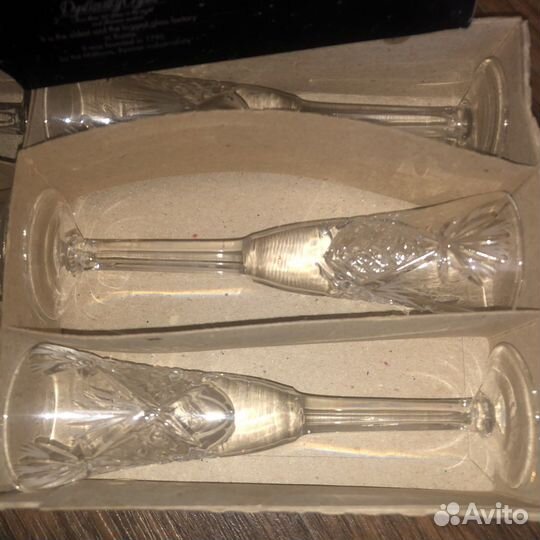 Новые хрустальные бокалы