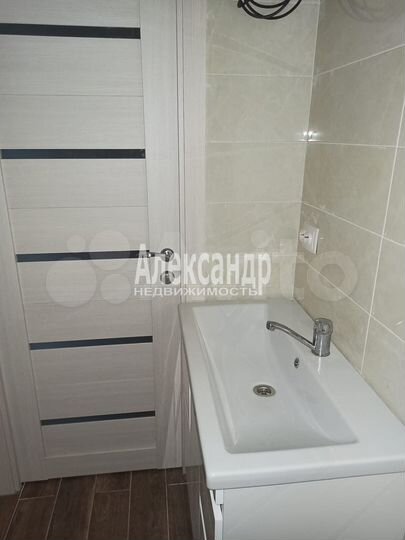 3-к. квартира, 61 м², 1/2 эт.