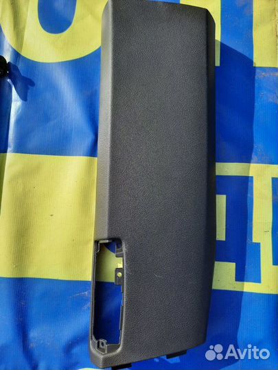 Обшивка стойки Bmw X5 4.8I E70 N62N 4.8I 2008