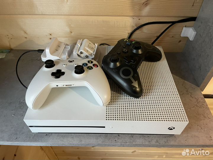 Xbox One s