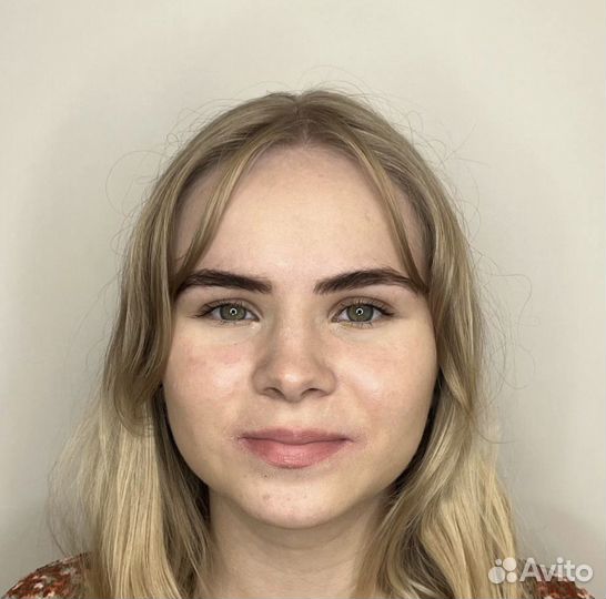 Коррекция и окрашивание бровей