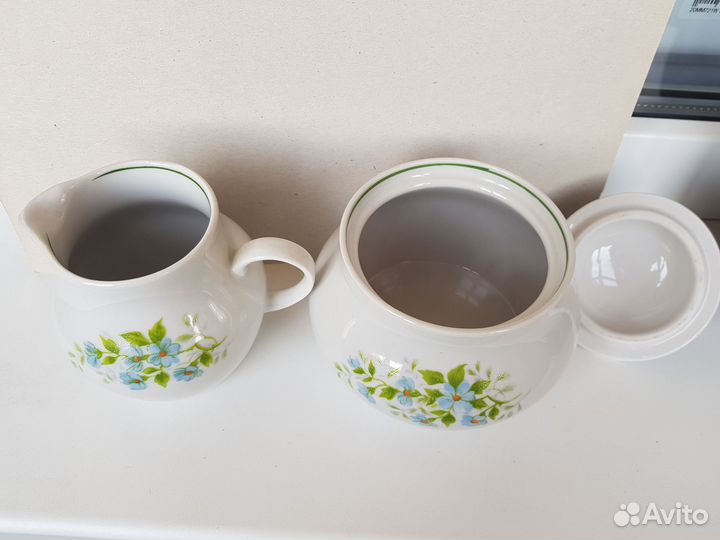 Молочник и сахарница