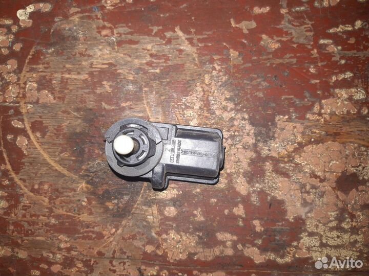 Моторчик корректора фары Ford Focus