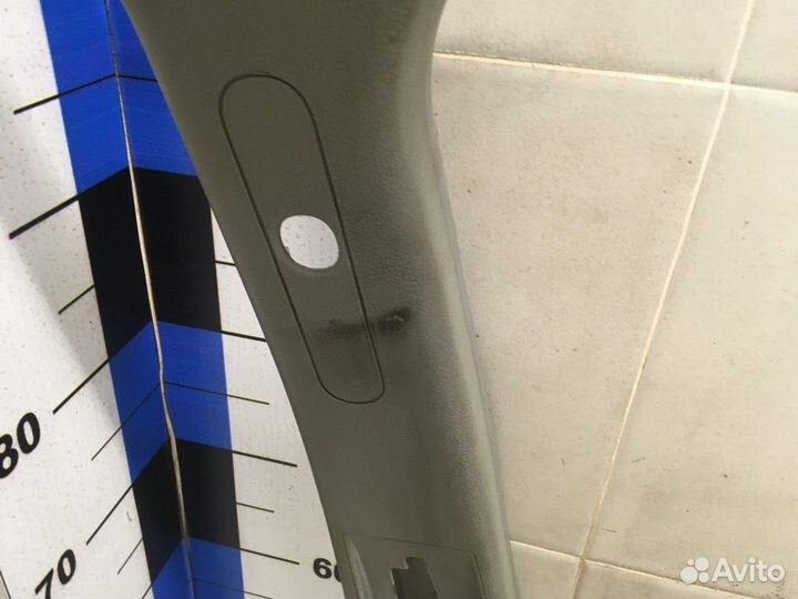 Обшивка стойки Logan 2005-2014