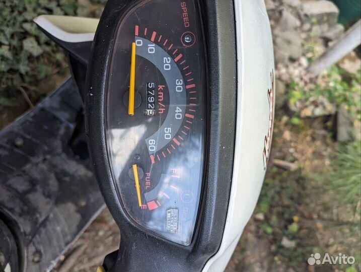 Скутер honda dio