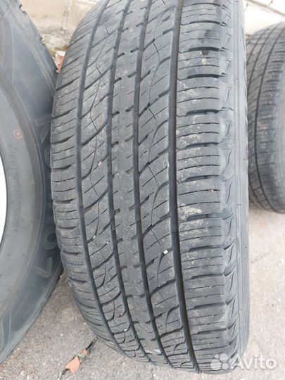 Kumho Crugen Premium KL33 235/65 R17 104