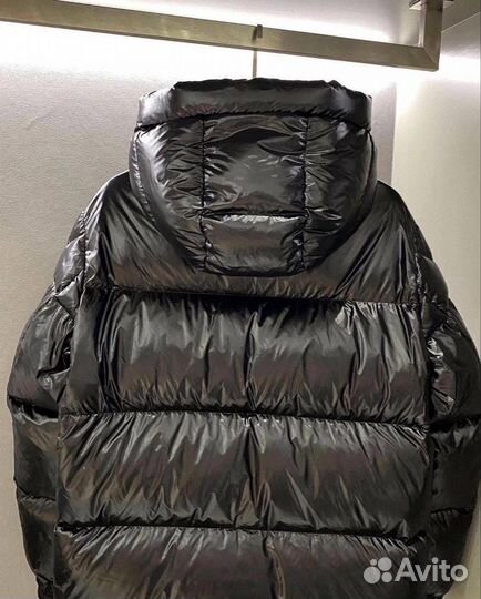 Зимний пуховик Moncler