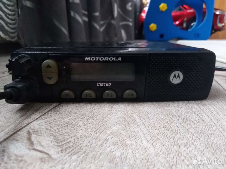 Продам рацию Motorola CM160