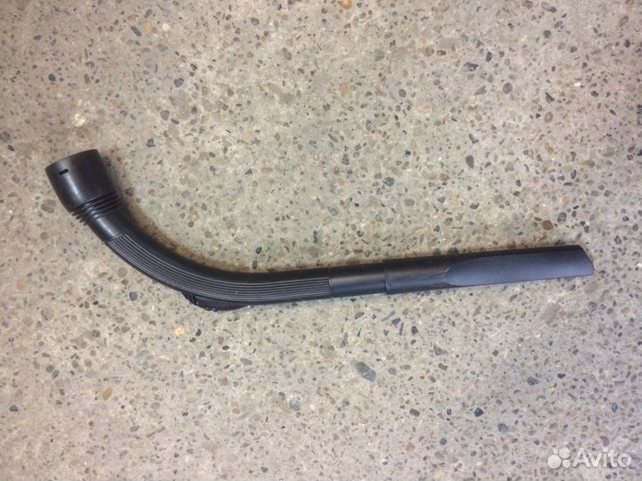 Насадка на пылесос узкая