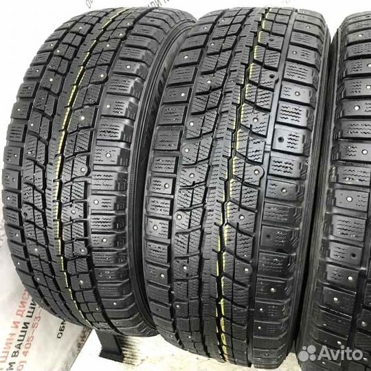 Dunlop SP Winter Ice 01 235/55 R17