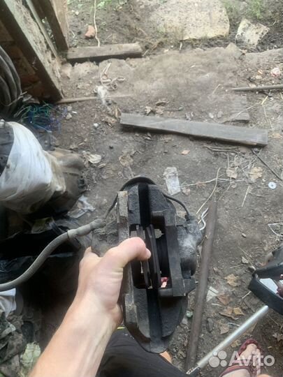 Суппорт передний 2107