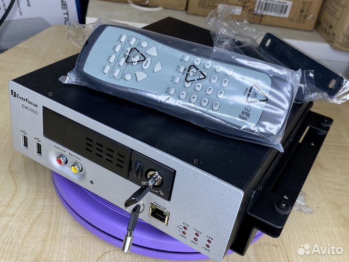 Видеорегистратор EverFocus EMV1200/800 DVR