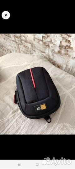 Компактный фотоаппарат canon