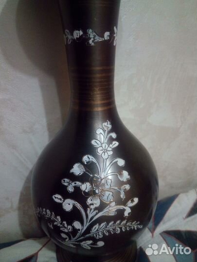 Ваза бронзовая
