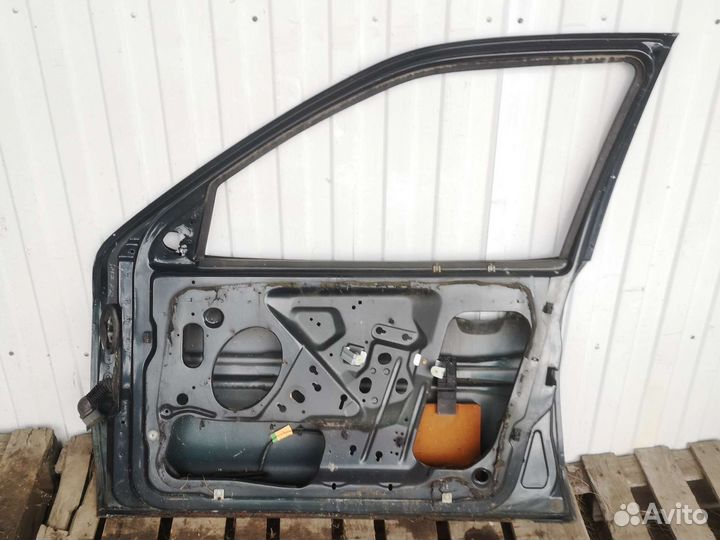 Дверь передняя правая Mondeo 2