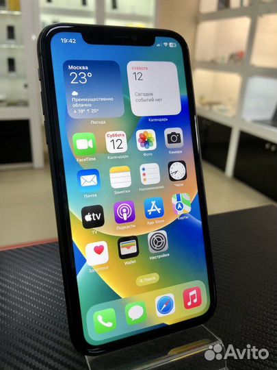 Телефон iPhone 11 64gb Ru/A Отличное состояние