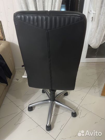 Компьютерное кресло