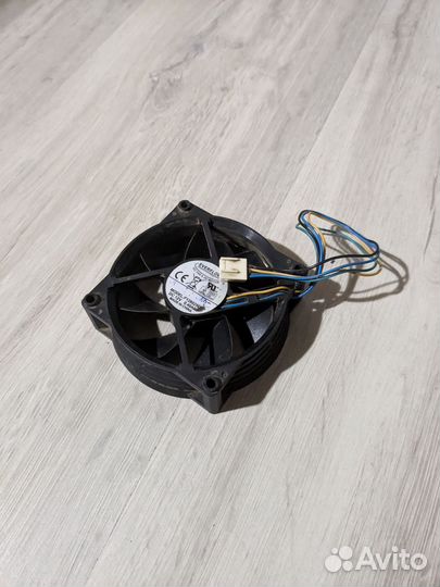 Вентилятор для компьютера 90мм