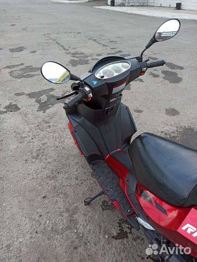 Скутер Racer Arrow