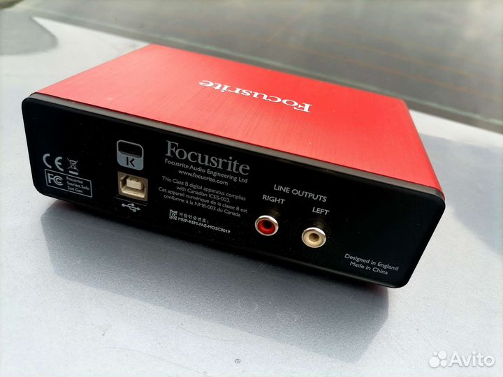 Звуковая внешняя Focusrite Scarlett solo