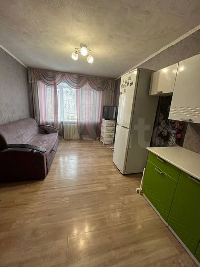 Комната 13,5 м² в > 9-к., 2/5 эт.