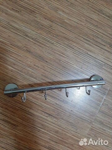 Вешалка для полотенец 4 крючка хром