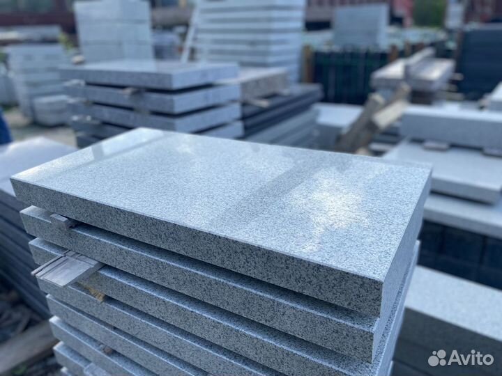 Гранитные памятники оптом