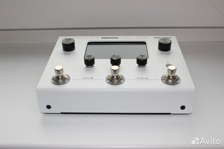 Hotone ampero II stomp