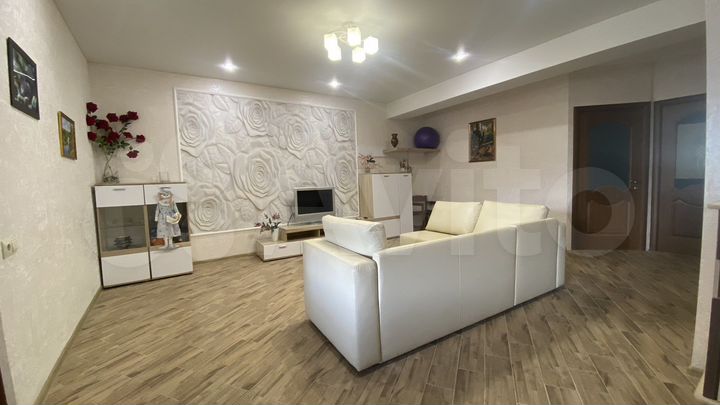 4-к. квартира, 95,6 м², 2/4 эт.