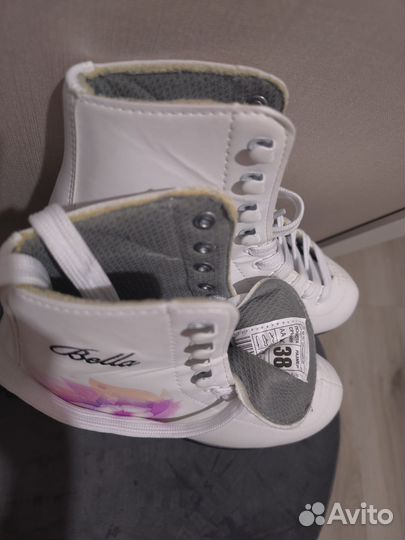 Коньки фигурные 38 размер