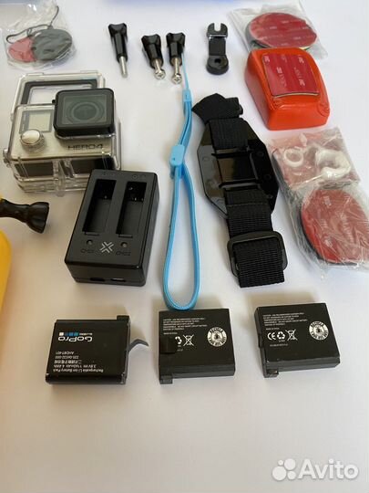 Экшн камера GoPro Hero 4 black + аксессуары